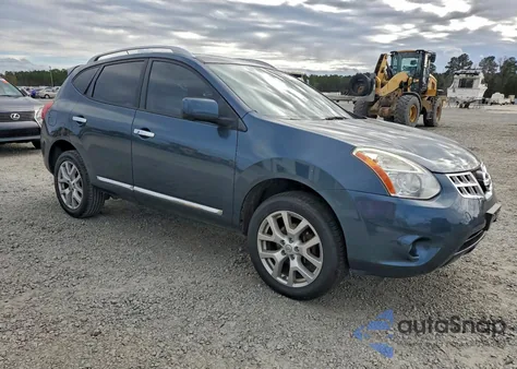 2013 Nissan Rogue S z USA, uszkodzony, nr VIN JN8AS5MV3DW655357